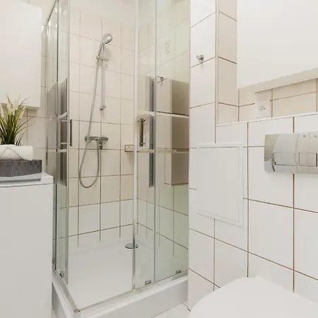 Wola Business Sunny & Spacious By Renters *